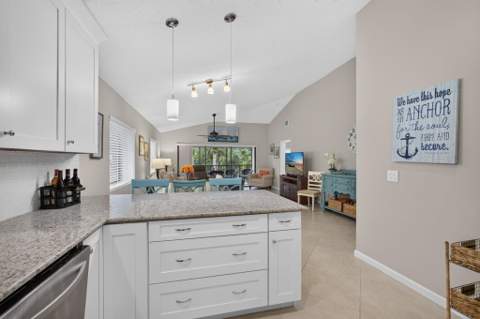 1103 Duncan Circle #201, Palm Beach Gardens FL - photo 18 of 54