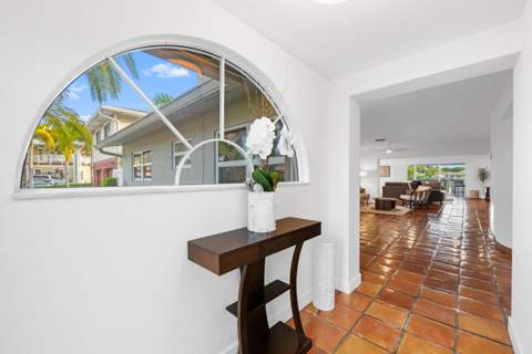 2108 NE 24th Street, Wilton Manors FL - photo 10 of 104