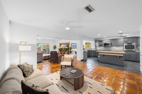 2108 NE 24th Street, Wilton Manors FL - photo 15 of 104