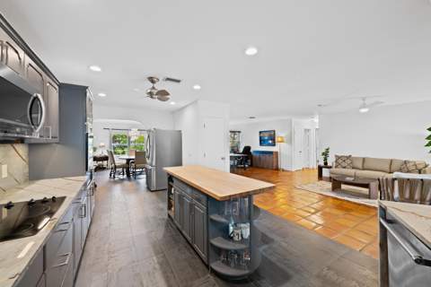 2108 NE 24th Street, Wilton Manors FL - photo 24 of 104