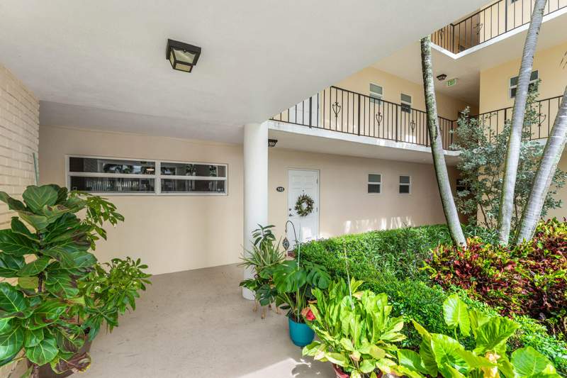 1 bedroom Condominium at 16 Colonial Club Drive #103, Colonial Club Condo Sec 2, Boynton Beach — photo 3