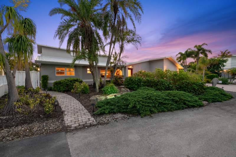 3 bedroom Single Family Residence at 2108 NE 24th Street, Coral Point, Wilton Manors — photo 4