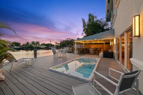 2108 NE 24th Street, Wilton Manors FL - photo 9 of 104