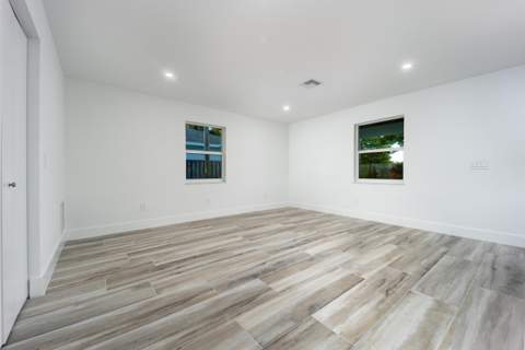 1116 Hernando Street, Fort Pierce FL - photo 24 of 40