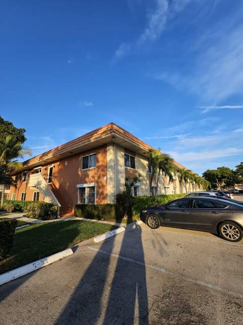 119 NE 19th Court #211G, Wilton Manors FL - photo 19 of 21