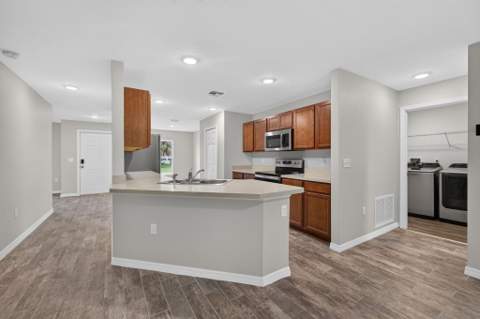3918 SW Brunswick Street, Port St. Lucie FL - photo 12 of 34