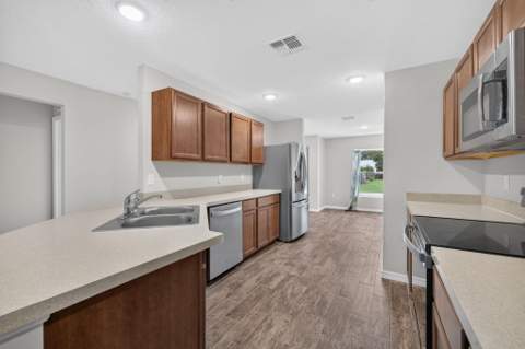 3918 SW Brunswick Street, Port St. Lucie FL - photo 13 of 34