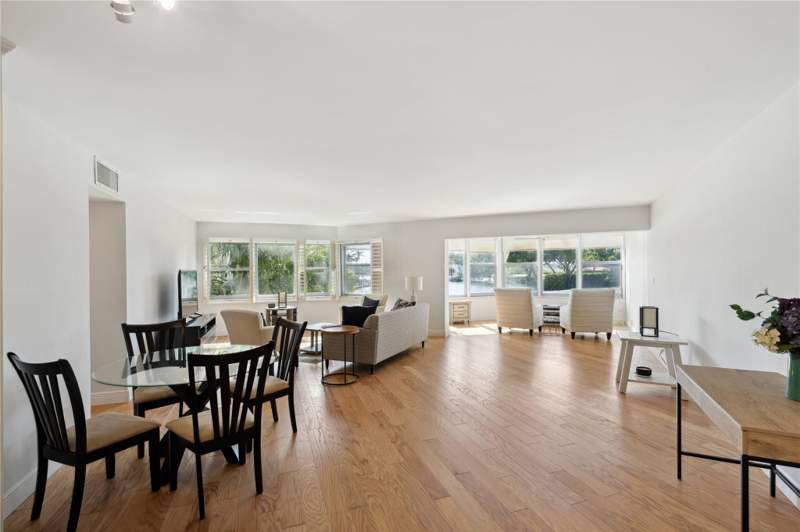2 bedroom Condominium at 818 SE 4th Street #201, Rivercrest Condo, Fort Lauderdale — photo 4