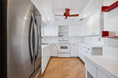 818 SE 4th Street #201, Fort Lauderdale FL - photo 14 of 33