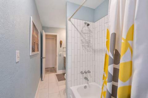 4450 NW 19th Avenue, Oakland Park FL - photo 19 of 25