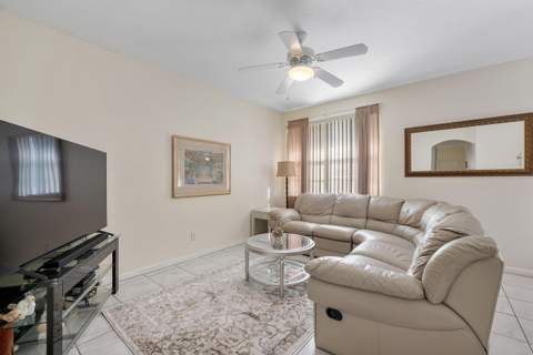 10588 NW 56th Drive, Coral Springs FL - photo 13 of 48