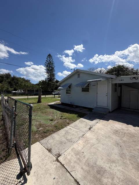 1501 Osceola Drive, Westgate FL - photo 7 of 10