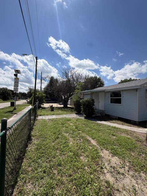 1501 Osceola Drive, Westgate FL - photo 8 of 10