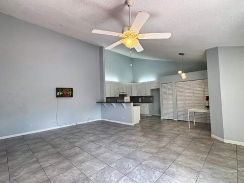 4373 Woodstock Drive #D, West Palm Beach FL - photo 8 of 14