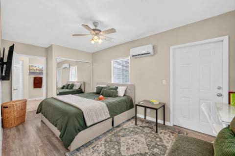 1140 NE 17th Avenue, Fort Lauderdale FL - photo 7 of 57