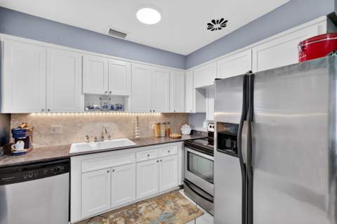 1140 NE 17th Avenue, Fort Lauderdale FL - photo 18 of 57