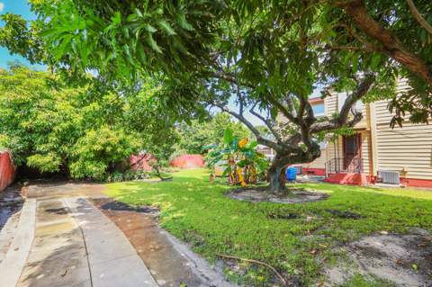 525 51st Street, West Palm Beach FL - photo 12 of 41