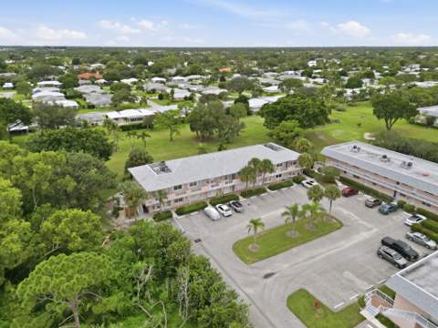 18081 SE Country Club Drive #35-348, Jupiter FL - photo 11 of 81