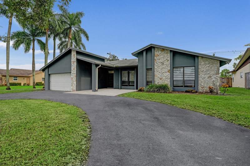 4 bedroom Single Family Residence at 11700 S Island Road, Stonebridge Phase 1, Cooper City — photo 3