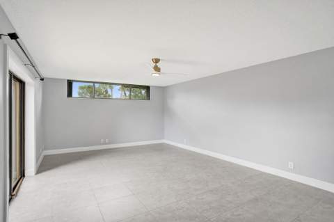 22970 Oxford Place #A, Boca Raton FL - photo 8 of 32