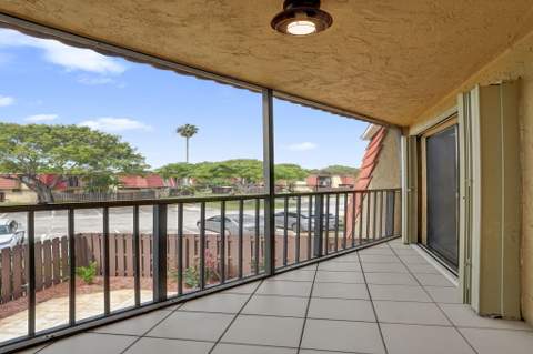 22970 Oxford Place #A, Boca Raton FL - photo 16 of 32