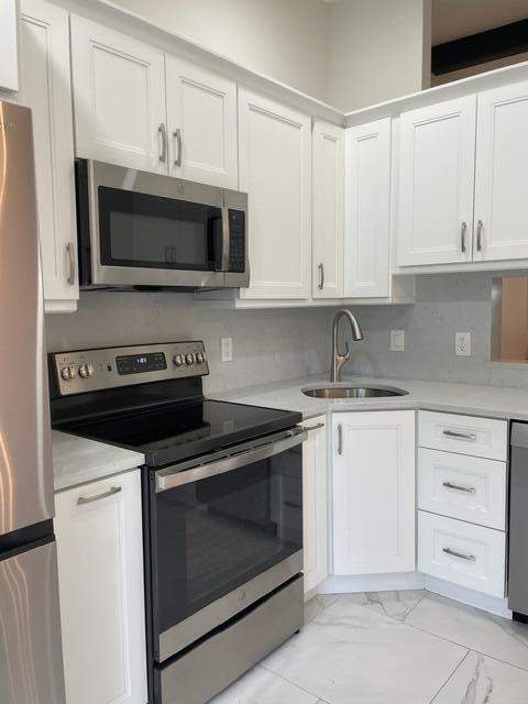 4920 Sable Pine Circle #B, West Palm Beach FL - photo 7 of 26