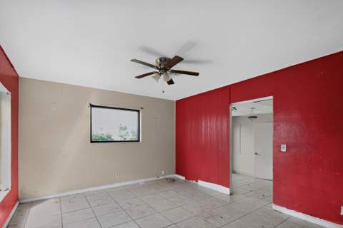 2740 NW 2nd Street, Boynton Beach FL - photo 9 of 30