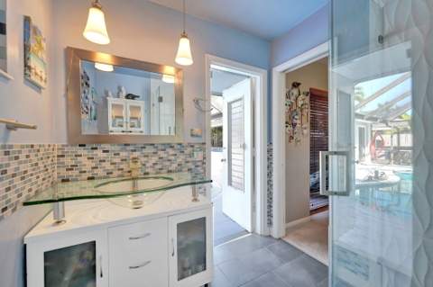 2050 NE 59th Place, Fort Lauderdale FL - photo 21 of 33