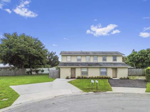 8600 Uranus Terrace, West Palm Beach FL - photo 9 of 35