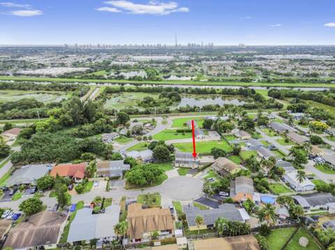 8600 Uranus Terrace, West Palm Beach FL - photo 10 of 35