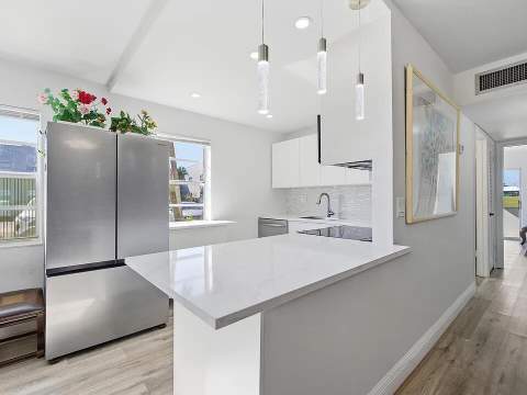 193 Burgundy #193, Delray Beach FL - photo 6 of 19