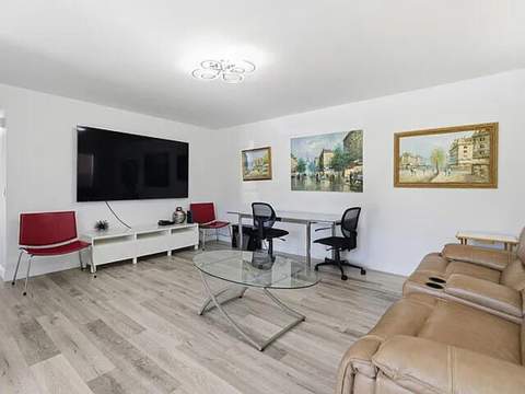 193 Burgundy #193, Delray Beach FL - photo 7 of 19