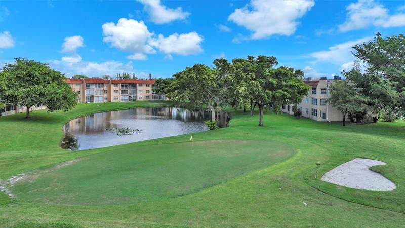 2 bedroom Condominium at 9301 Sunrise Lakes Boulevard #207, Sunrise Lakes 95 Condo, Sunrise — photo 2