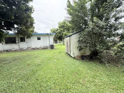 1421 NW Avenue D, Belle Glade FL - photo 11 of 45