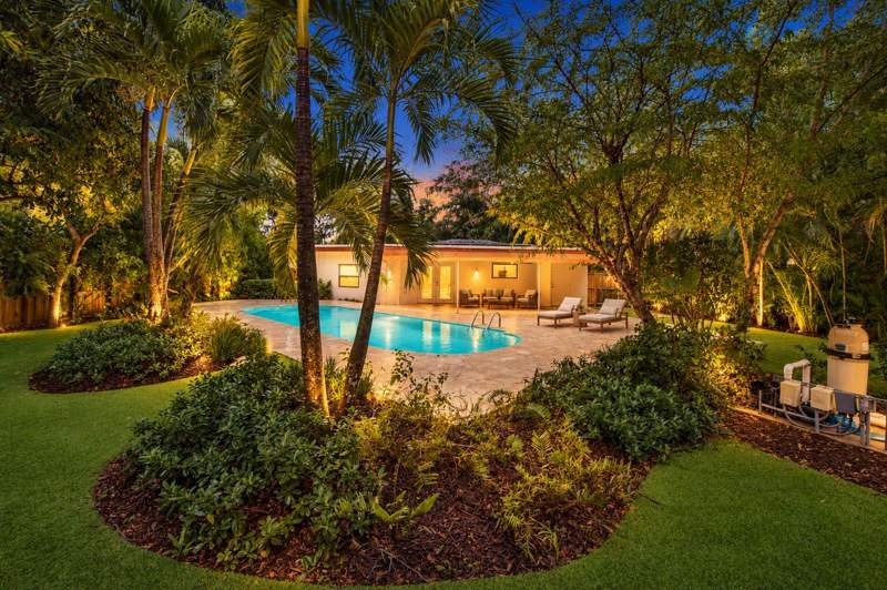3 bedroom Single Family Residence at 722 SW 16th Court, Croissant Park, Fort Lauderdale — photo 2