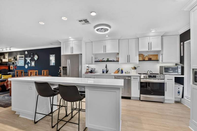 2 bedroom Condominium at 8900 Warwick Drive, Boca Lakes Condo, Boca Raton — photo 4