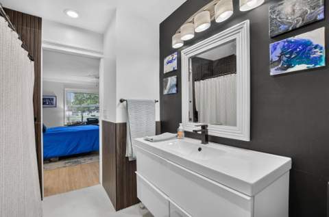 8900 Warwick Drive, Boca Raton FL - photo 18 of 49