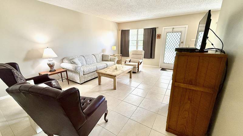 2 bedroom Condominium at 4075 Newport Q Drive, Newport Q Condo, Deerfield Beach — photo 4