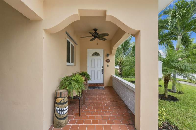 2 bedroom Single Family Residence at 330 Cornell Drive, College Park, Lake Worth Beach — photo 4