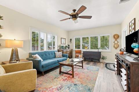 330 Cornell Drive, Lake Worth Beach FL - photo 9 of 39