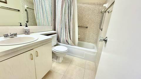 4075 Newport Q Drive, Deerfield Beach FL - photo 23 of 64