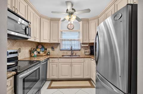 4755 NW 3rd Court #D, Delray Beach FL - photo 11 of 61