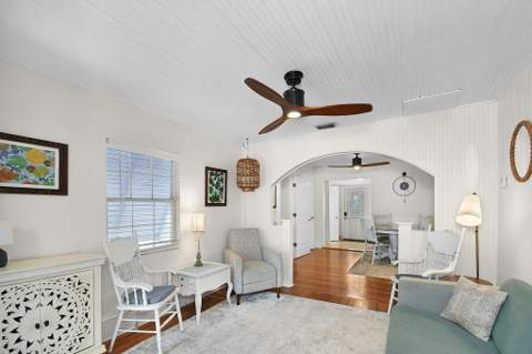 616 SW Cleveland Avenue, Stuart FL - photo 10 of 20