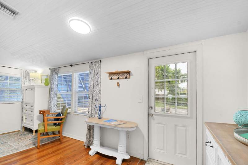 2 bedroom Single Family Residence at 616 SW Cleveland Avenue, Bessey Addition, Stuart — photo 5