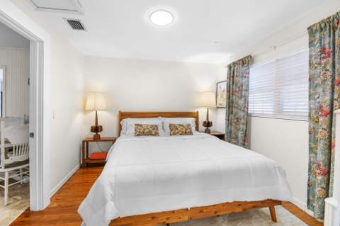 616 SW Cleveland Avenue, Stuart FL - photo 14 of 20
