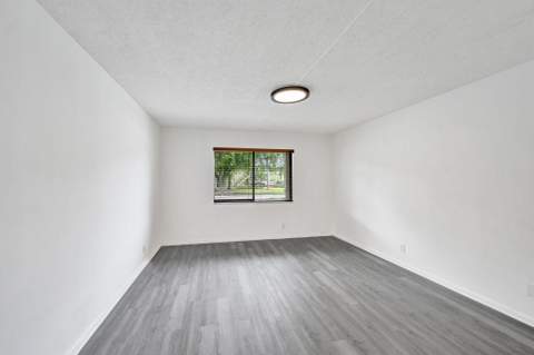 310 Lakeview Drive #105, Weston FL - photo 15 of 45