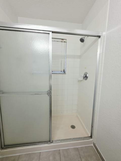 4154 Napoli Lake Drive, Riviera Beach FL - photo 16 of 18