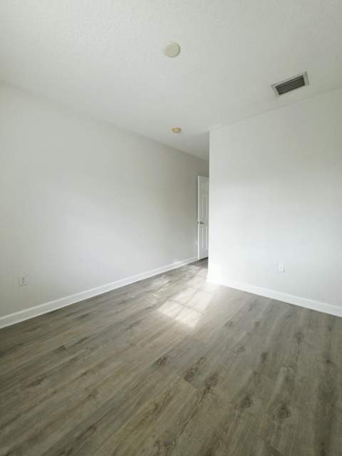 4154 Napoli Lake Drive, Riviera Beach FL - photo 17 of 18