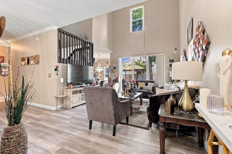 5 bedroom Single Family Residence at 10342 Old Winston Court, Thoroughbred Lake Estates 2, Lake Worth — photo 3