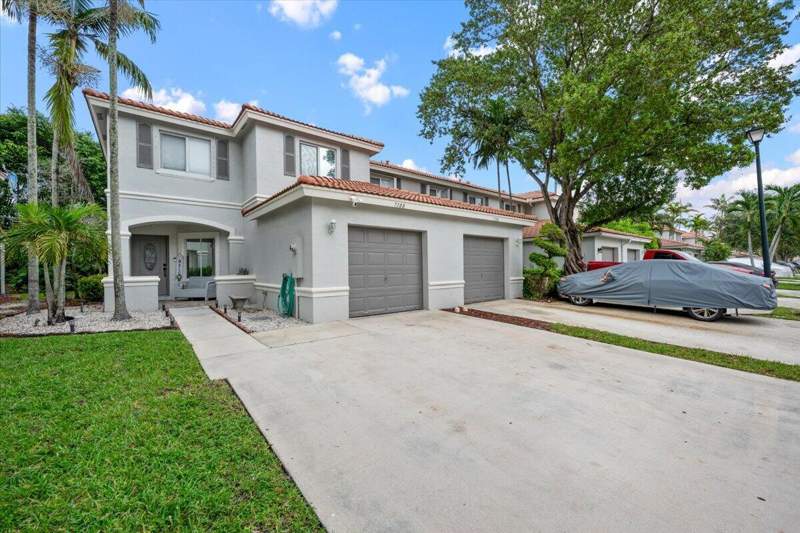 4 bedroom Townhouse at 7108 Hawks Nest Terrace, North County Pud 2, Riviera Beach — photo 2